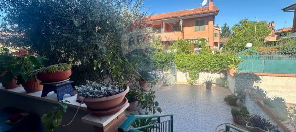 3 Schlafzimmer Haus in Rome, Italy, Nr. 370277 10