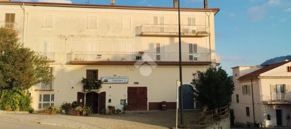 6 rooms Apartment in Cervaro, Italy No. 114704 4