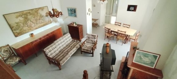 6 rooms Apartment in Cervaro, Italy No. 114704 16