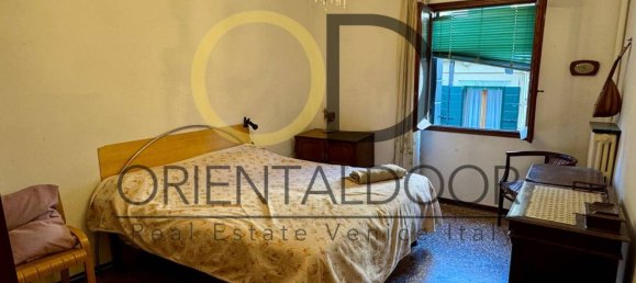 2 bedrooms Apartment in Venice, Italy No. 103324 5