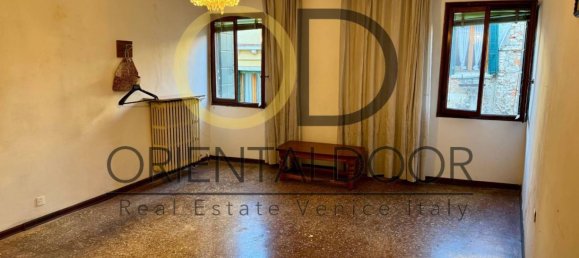 2 bedrooms Apartment in Venice, Italy No. 103324 8
