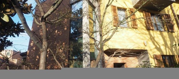 5 rooms Villa in Saronno, Italy No. 237018 2