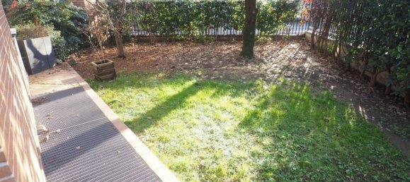 5 rooms Villa in Saronno, Italy No. 237018 7