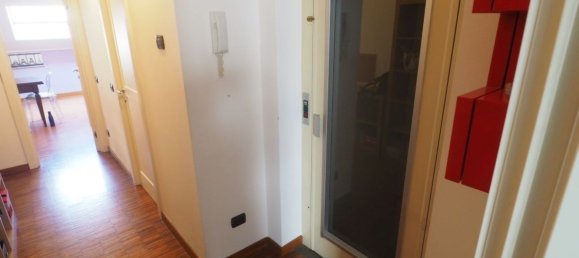 5 rooms Villa in Saronno, Italy No. 237018 41