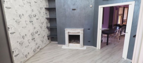 5 rooms Villa in Saronno, Italy No. 237018 12