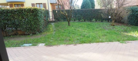 5 rooms Villa in Saronno, Italy No. 237018 6
