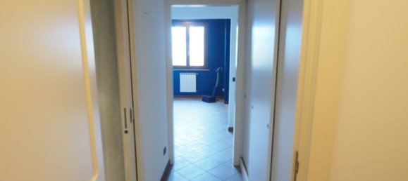 5 rooms Villa in Saronno, Italy No. 237018 25