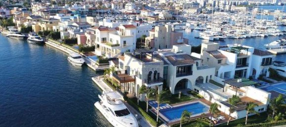 3 bedrooms Villa in Limassol, Cyprus No. 16640 3