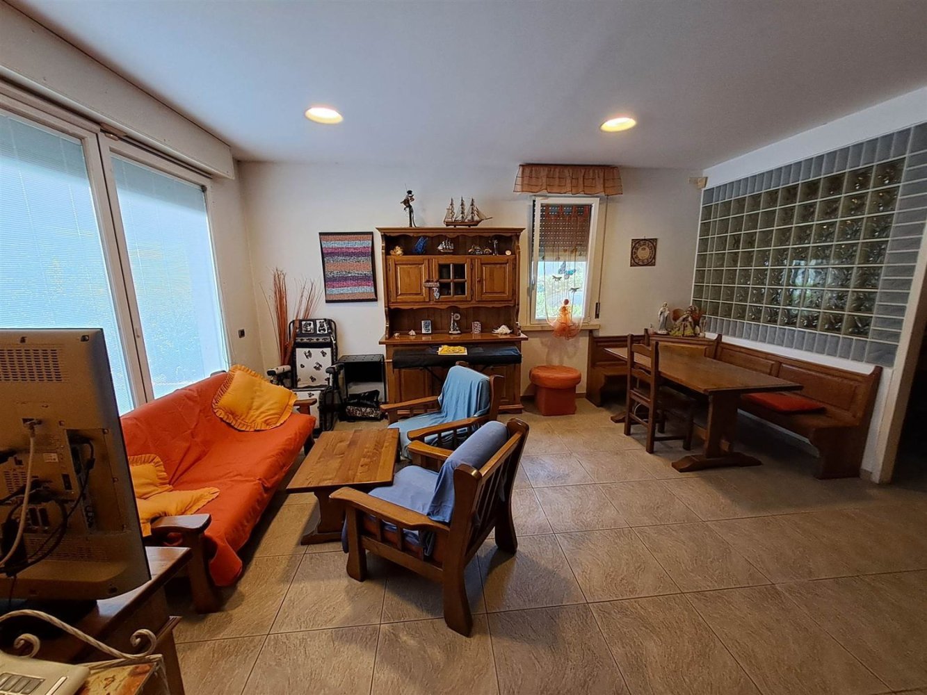 10 rooms House in Castelplanio, Italy No. 289934