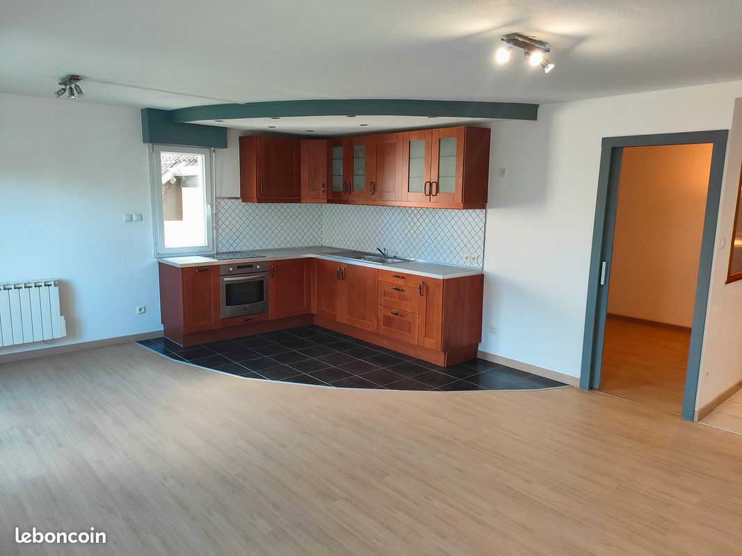 Apartamento de 1 dormitorio en Schiltigheim, France No. 325095