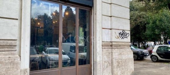 Propiedad comercial de 2 habitaciónes en Rome, Italy No. 50136 10