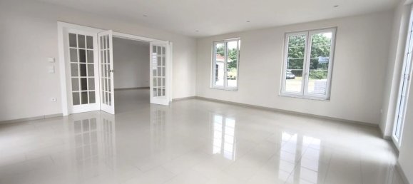 Casa de 3 dormitorios en Mazieres-en-Gatine, France No. 342304 6