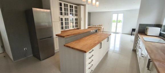 Casa de 3 dormitorios en Mazieres-en-Gatine, France No. 342304 10