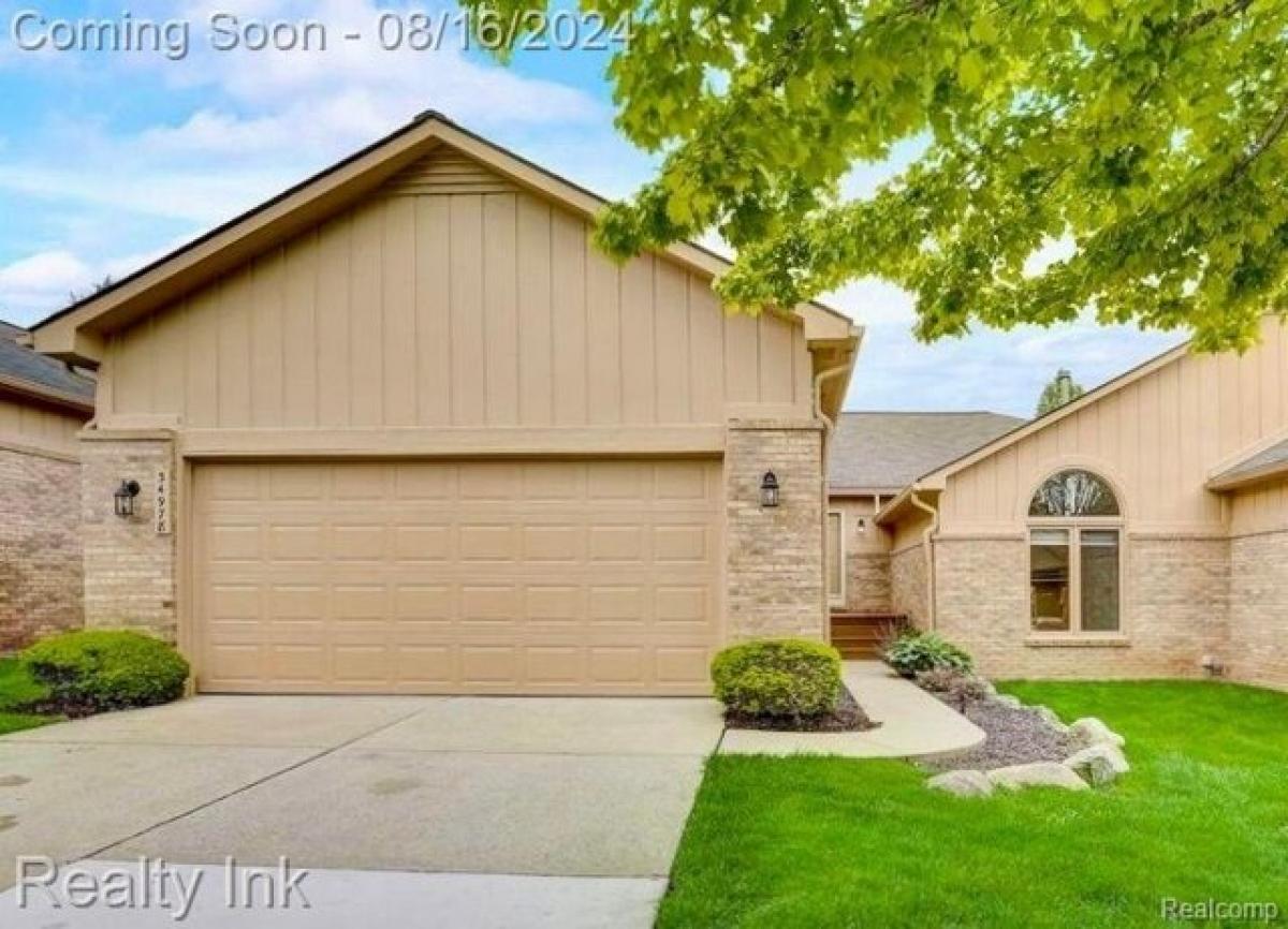 Дом с 2 спальнями в Фармингтон Хиллз, США № 392039