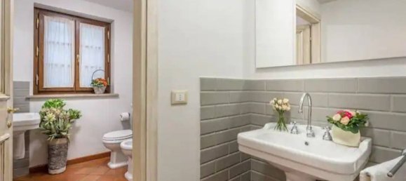 7 Schlafzimmer Villa in Lucca, Italy, Nr. 337266 5