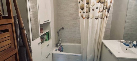 Квартира с 1 спальней в Карро, Франция № 330077 5