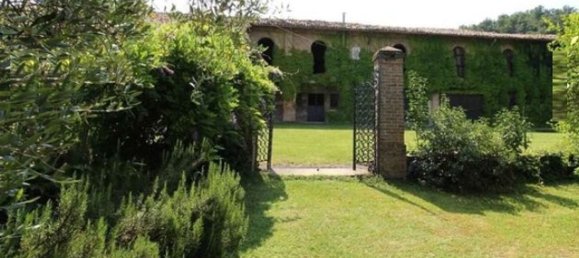 18 rooms House in Castell'Arquato, Italy No. 252205 18