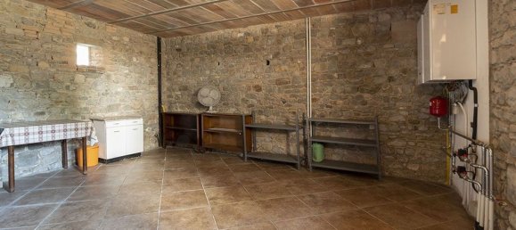 18 rooms House in Castell'Arquato, Italy No. 252205 10