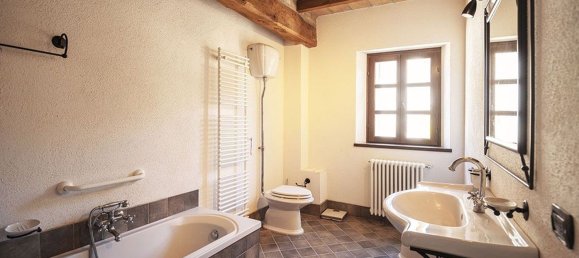18 rooms House in Castell'Arquato, Italy No. 252205 13