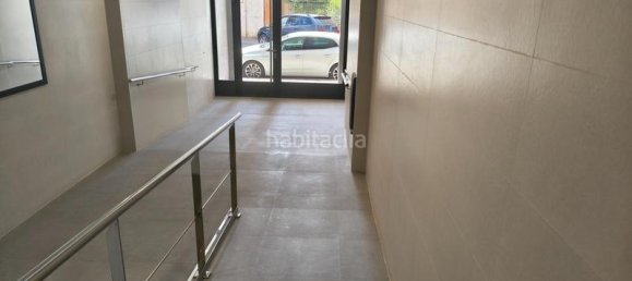 4 bedrooms Apartment in Sant Boi de Llobregat, Spain No. 168597 34