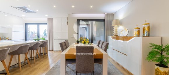 5 bedrooms House in Penafiel, Portugal No. 16881 13