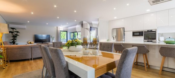 5 bedrooms House in Penafiel, Portugal No. 16881 14