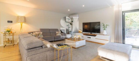 5 bedrooms House in Penafiel, Portugal No. 16881 9