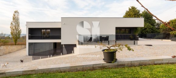 5 bedrooms House in Penafiel, Portugal No. 16881 17