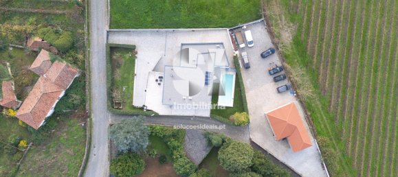 5 bedrooms House in Penafiel, Portugal No. 16881 21