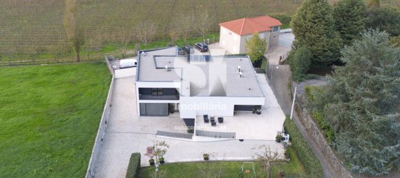 5 bedrooms House in Penafiel, Portugal No. 16881 30