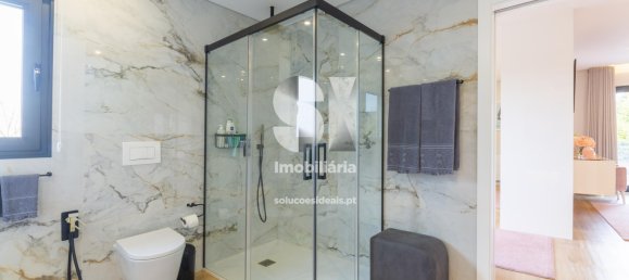 5 bedrooms House in Penafiel, Portugal No. 16881 5