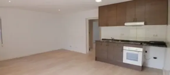 2 Schlafzimmer Wohnung in Sant Marti, Spain, Nr. 183834 2