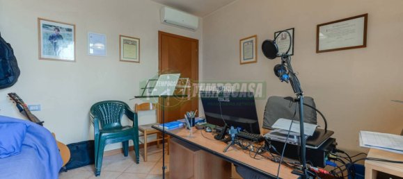 Квартира с 2 спальнями в Сеттала, Италия № 123102 22