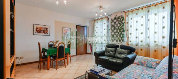 Квартира с 2 спальнями в Сеттала, Италия № 123102 2