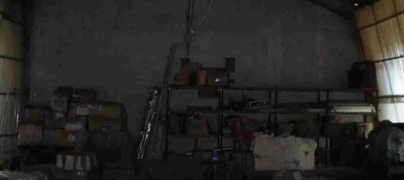 554m² Warehouse in Vigevano, Italy No. 64338 8