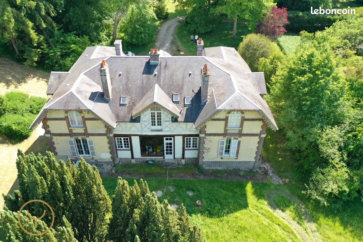 12 rooms Castles in Fontvannes, France No. 95337