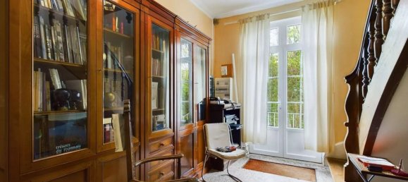 12 rooms Castles in Fontvannes, France No. 95337 8