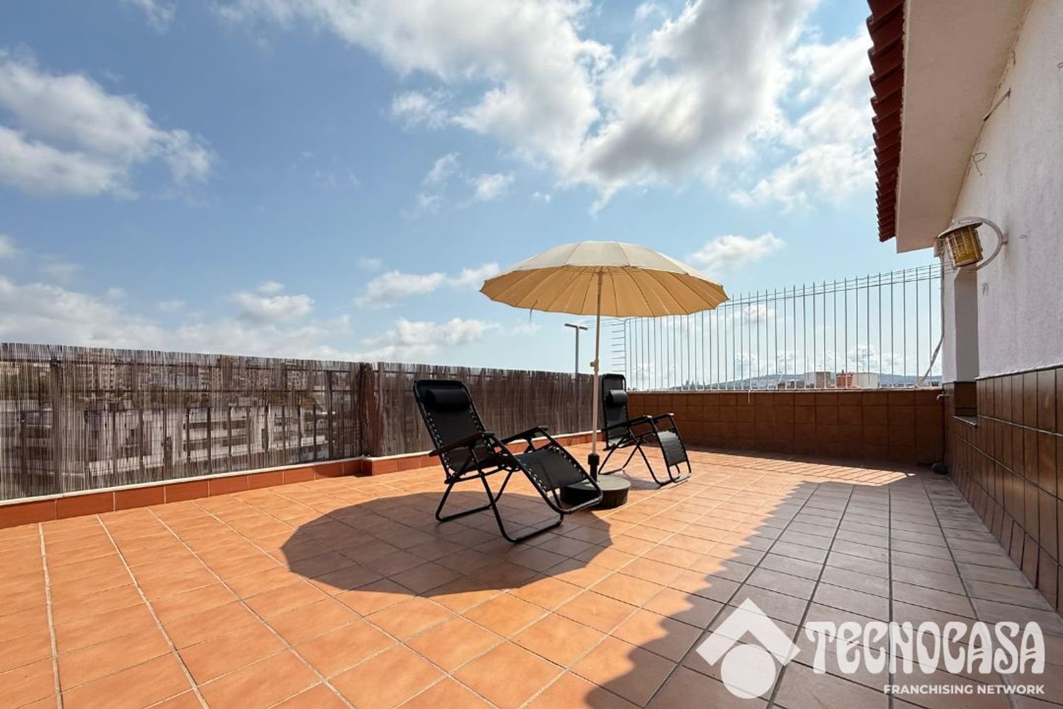 2 Schlafzimmer Penthouse in L'Hospitalet de Llobregat, Spain, Nr. 195524