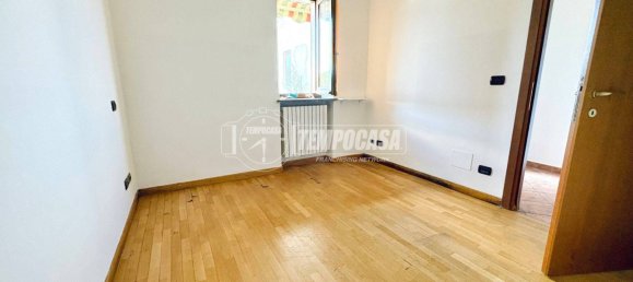 Apartamento de 2 dormitorios en Giaveno, Italy No. 333245 9