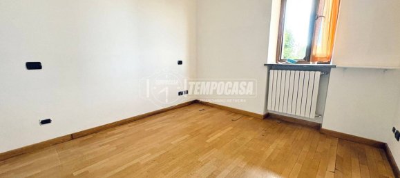 Apartamento de 2 dormitorios en Giaveno, Italy No. 333245 10