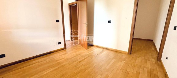 Apartamento de 2 dormitorios en Giaveno, Italy No. 333245 11