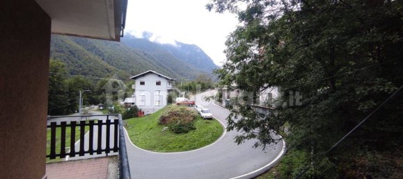 1 bedroom Apartment in Ala di Stura, Italy No. 315292 6