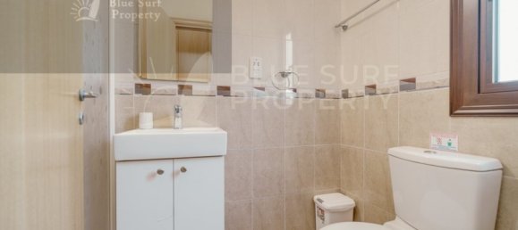 Вилла с 4 спальнями в Паралимни, Аммохостос, Кипр № 9217 15