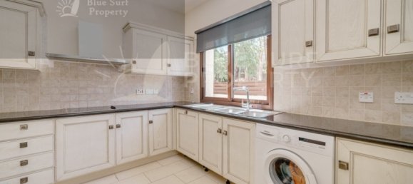 Вилла с 4 спальнями в Паралимни, Аммохостос, Кипр № 9217 9