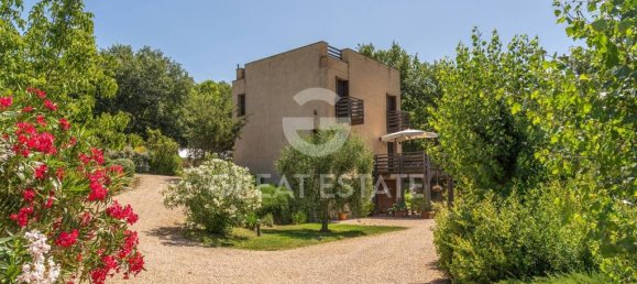 13 bedrooms House in Cinigiano, Italy No. 237984 3