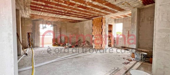4 rooms Duplex in Teverola, Italy No. 171136 12