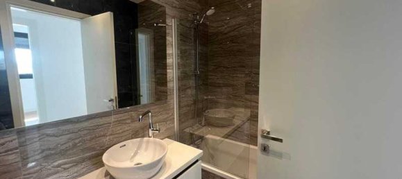 3 bedrooms Penthouse in Limassol, Cyprus No. 11075 5