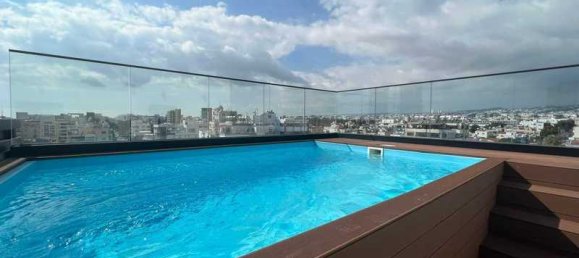 3 bedrooms Penthouse in Limassol, Cyprus No. 11075 4