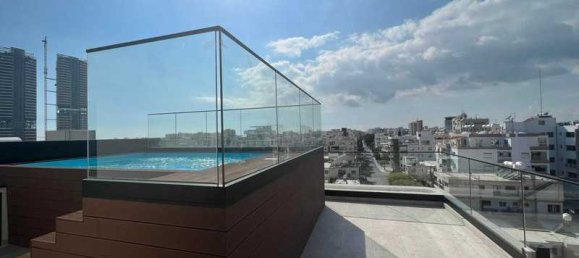 3 bedrooms Penthouse in Limassol, Cyprus No. 11075 9