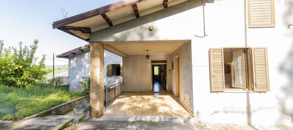 5-salle Maison à Bucchianico, Italy No. 172398 2